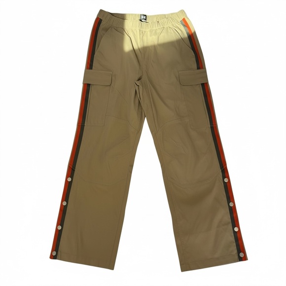 Under Armour Khaki Cargo Pants with Orange Side Stripe and Snap Leg Men’s M - Picture 2 of 9